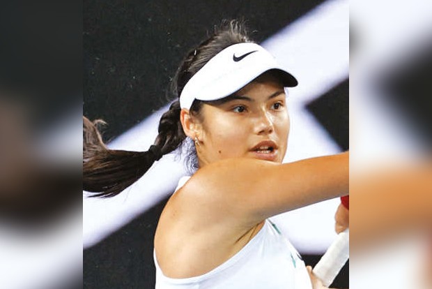 Raducanu, Medvedev post contrasting wins