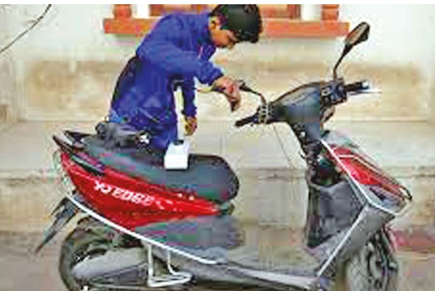 Hero Electric, Mahindra ink EV pact