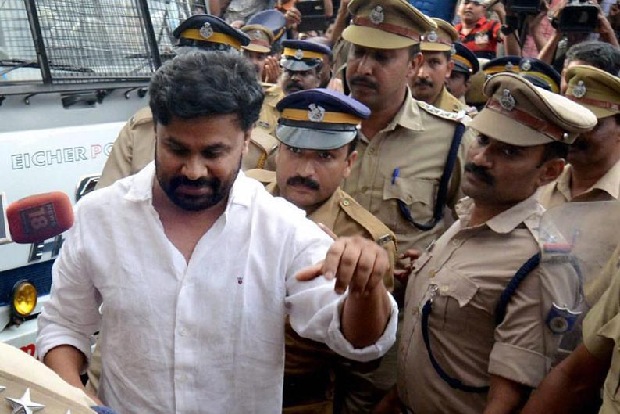 SC to consider extending time for trial in actor Dileep case on one condition....