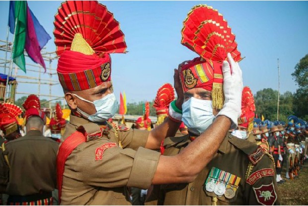 Masked, vaccinated, socially distanced - only 5,000 people attend R-Day parade