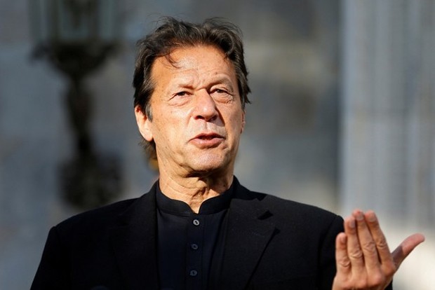 Ahead of China visit, Pakistan PM convenes meetings with COAS Bajwa, ISI chief
