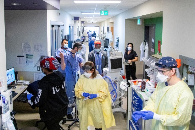 Canada confirms 51 cases of new Omicron subvariant