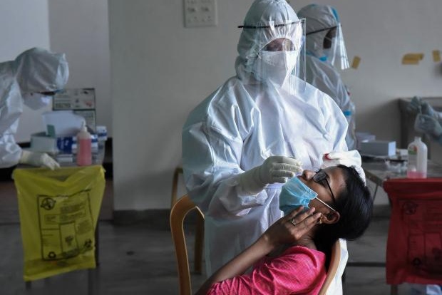 729 deaths reported in Kerala, over 42,000 fresh cases in one day