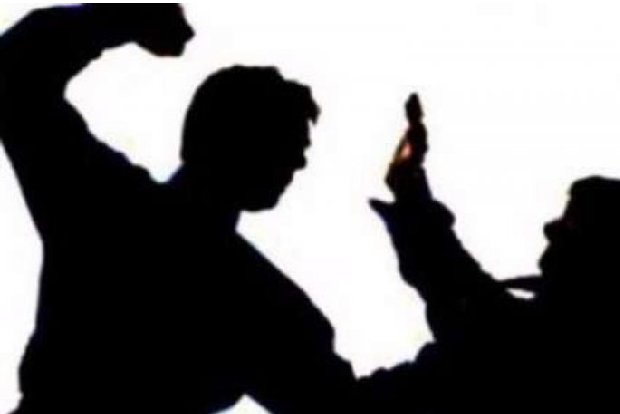 Police constable held after drunken quarrel with RPF man