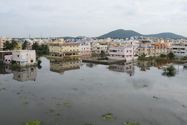 DMK donates 1 cr for flood relief