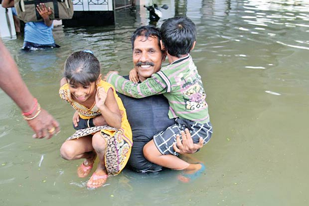Daring rescue effort by city’s top cop
