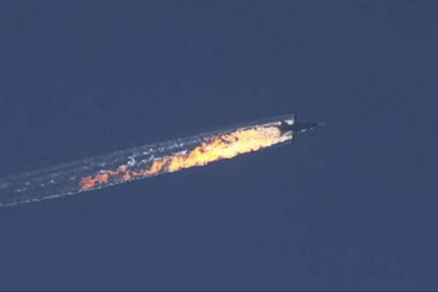 Turkey downs Russian aircraft near Syria border