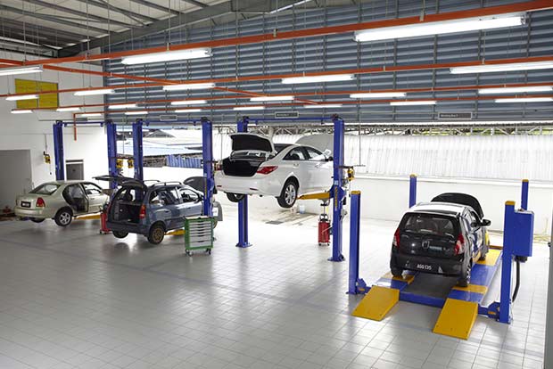 Free automobile service camps