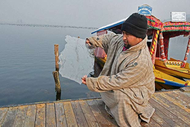 Srinagar witnesses coldest night of season