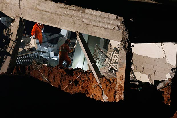 91 missing in China landslide, rescue efforts on