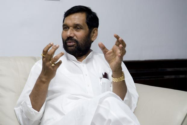 India, Pak and Bangladesh can become a federation: Paswan