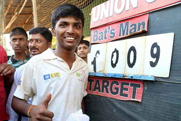 Mumbai schoolboy makes record 1000-plus score