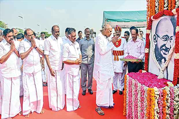 Chennai city pays homage to Gandhiji