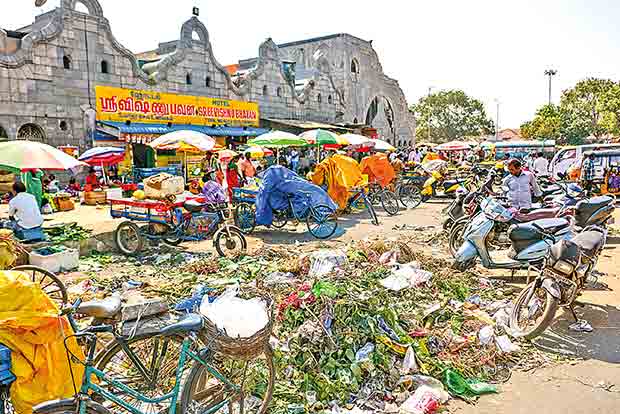 Koyambedu market struggles without waste disposal system