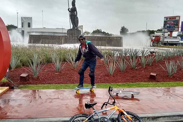 Skateboarding in Chennai