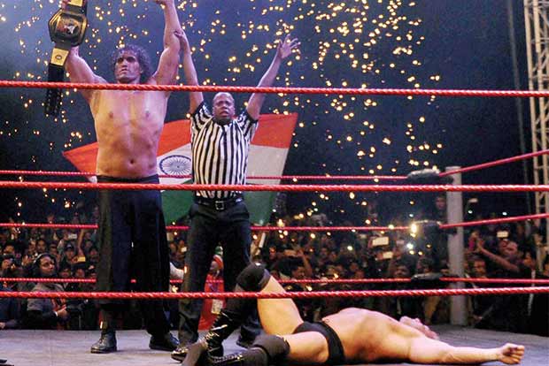 Khali takes revenge, comes out of injury to win in Dehradun