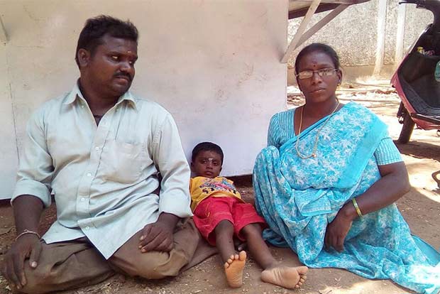 Disabled Kovai couple caught in Aavin, police tiff