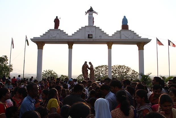 Fasting, solemnity mark Good Friday across state Fasting, solemnity mark Good Friday across state
