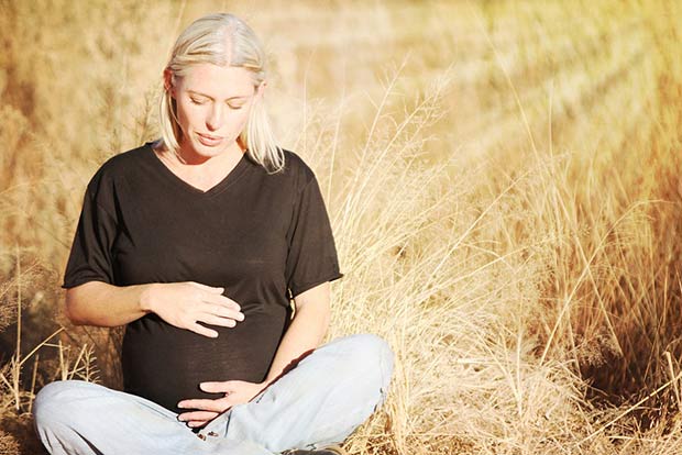 Moms who delay pregnancy get smarter, healthier kids: Study