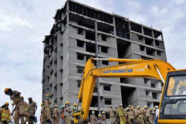 Supreme Court team inspects Moulivakkam building