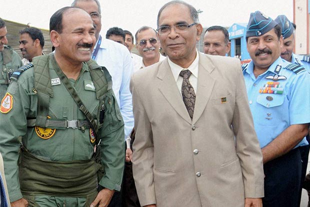 IAF chief takes maiden ride on Tejas