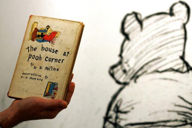 Winnie-the-Pooh turns 90, visits Queen in new story