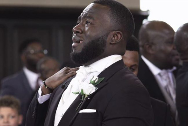 Going Viral: Groom reacts adorably to bride walking down the aisle