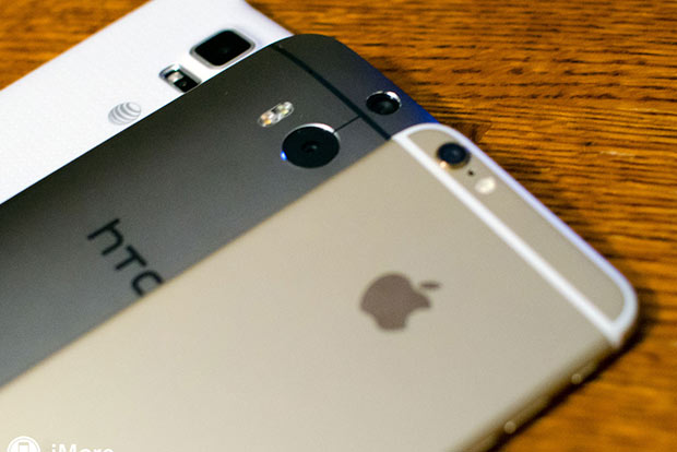 Delivery boy swaps iPhones for fakes, held