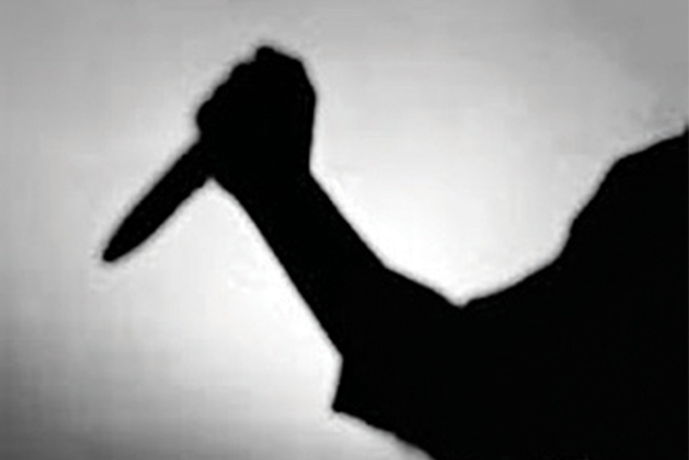 Gang refuses to pay shop owner, attacks him