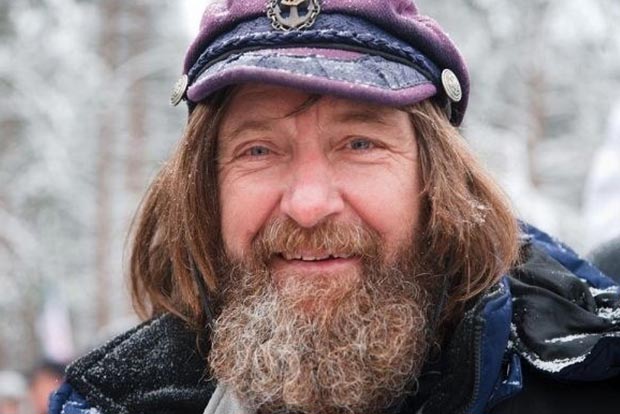 Russian sets record for circumnavigation
