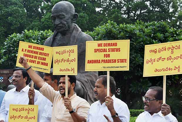Andhra MPs disrupt Lok Sabha demanding special status