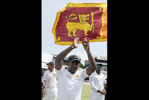 Sri Lanka thrash Australia to win 3-0