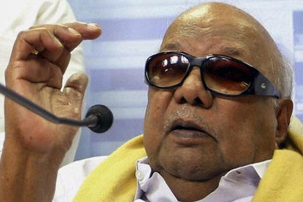 Move Supreme Court and get stay on Mekdatu, Siruvani dam issues: Karunanidhi to Jayalalithaa Move Supreme Court and get stay on Mekdatu, Siruvani dam issues: Karunanidhi to Jayalalithaa