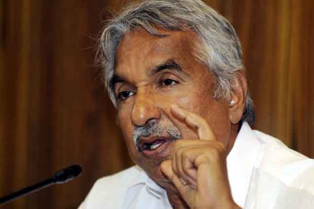 Action against UDF motivated: Oommen Chandy