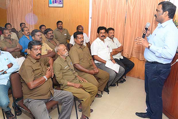 Auto men get tips on ‘golden hour’
