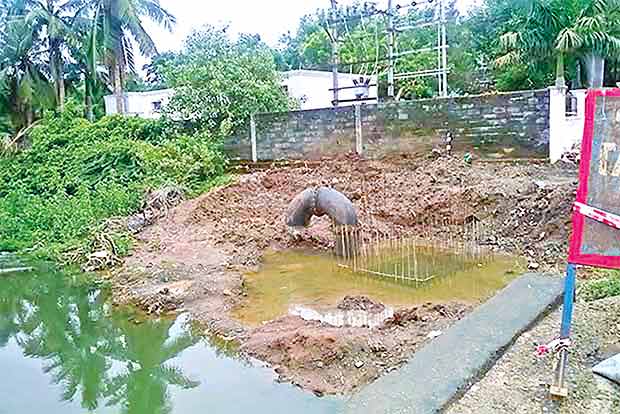 Metro water pipe work in suburbs almost complete