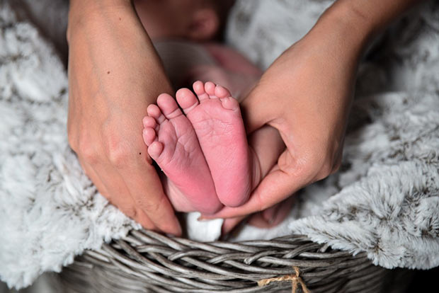 Top 4 apps to make parenting easy