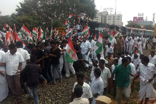 On day two, Cauvery protests rage across railway stations