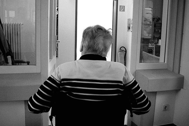 Vitamin E can modify pneumonia risk in older men