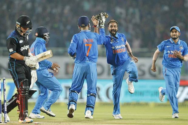 Mishra spins web as India crush New Zealand by 190 runs, win series 3-2