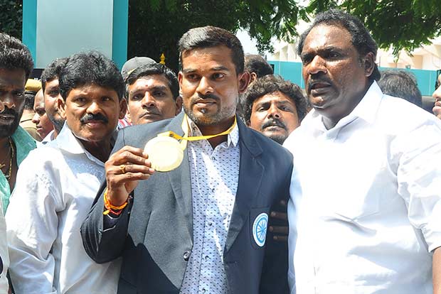 Athlete dedicates gold medal to CM