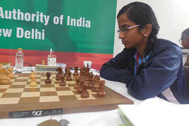 Black wins for Viji, Mahalakshmi