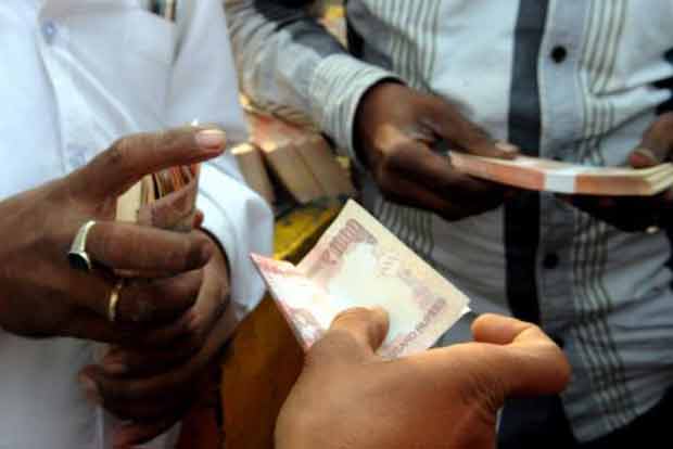 Tax raids in Delhi, Mumbai, key cities