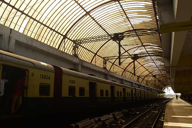 Casual labourer pushed to death from first floor of Mylapore MRTS station Casual labourer pushed to death from first floor of Mylapore MRTS station