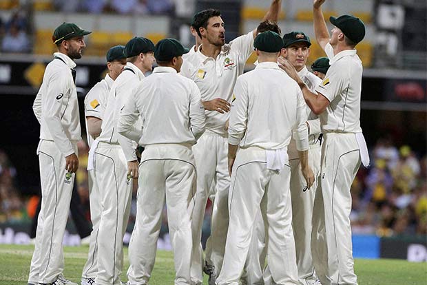 Australia close in on victory