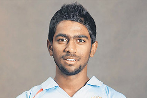 Mukund, Indrajith keep Tamil Nadu afloat