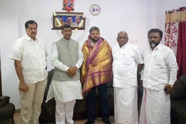 M G Ramachandran’s niece, grandson join BJP M G Ramachandran’s niece, grandson join BJP