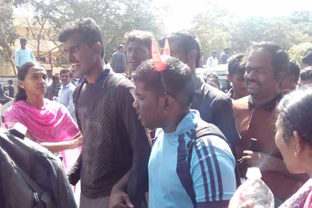 Half a lakh joins Kovai protest