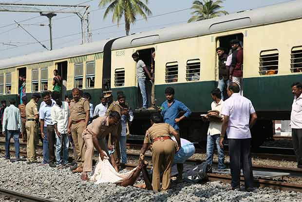 228 railway track deaths accident deaths in 8 months: SRs Chennai division issues safety advisory 228 railway track deaths accident deaths in 8 months: SRs Chennai division issues safety advisory