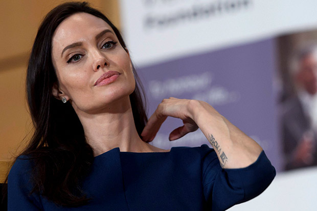 Angelina Jolie had dark fashion sense as teen